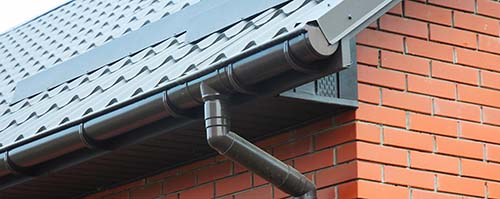 New guttering and downpipe installed